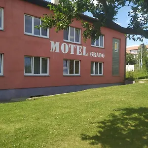 Grado Мотель