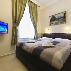https://apartment-karla-capka-street.karlovyvary-hotels.com