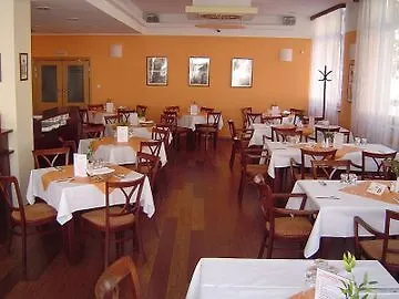 Colorfactory Spa Hotel - Czech Leading Hotels Praga